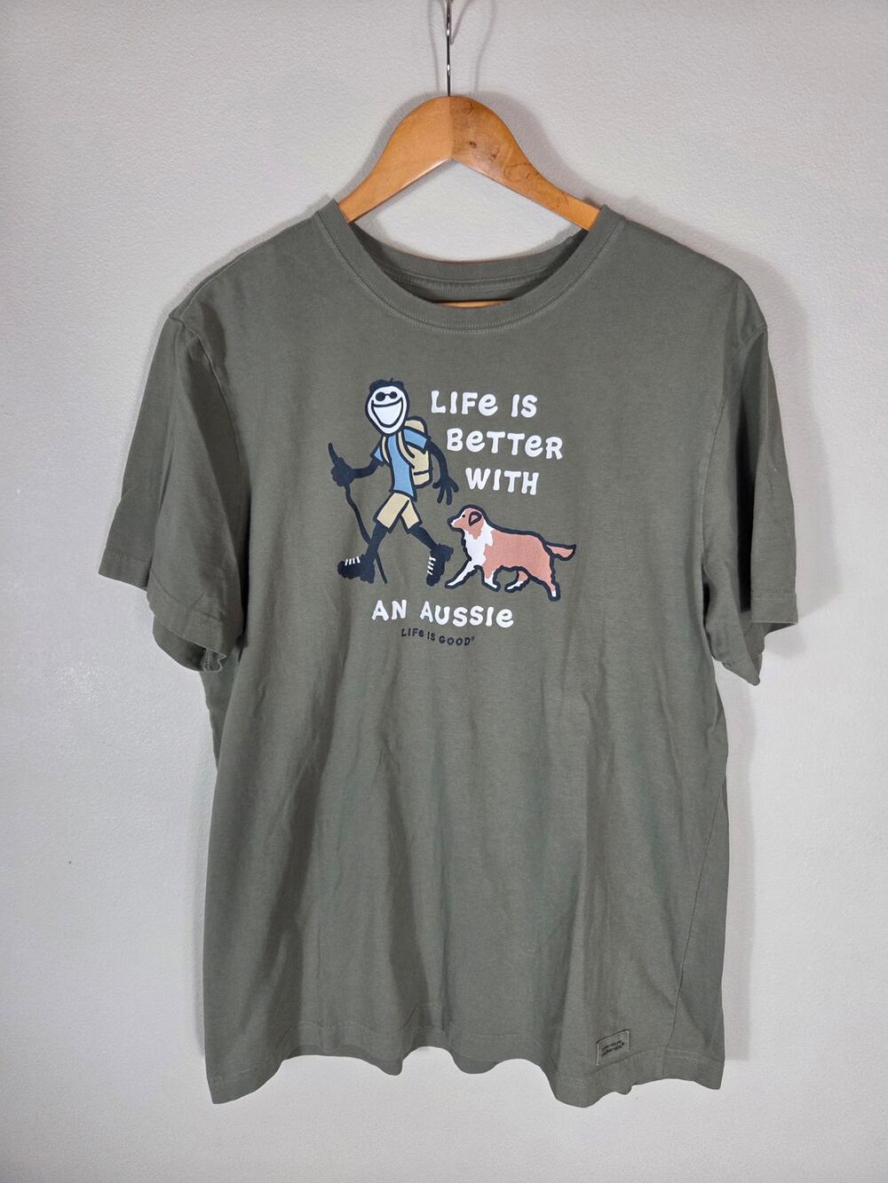 Life is Good "Better with an Aussie" Jake Green Short Sleeve Tee Shirt Large